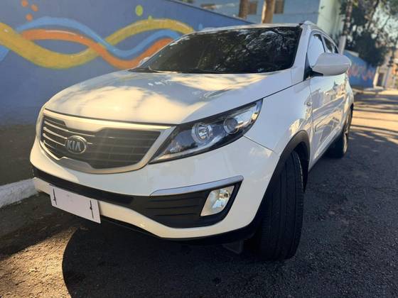 KIA SPORTAGE 2.0 LX 4X4 16V FLEX 4P AUTOMÁTICO KIA SPORTAGE 2.0 LX 4X4 16V FLEX 4P AUTOMÁTICO